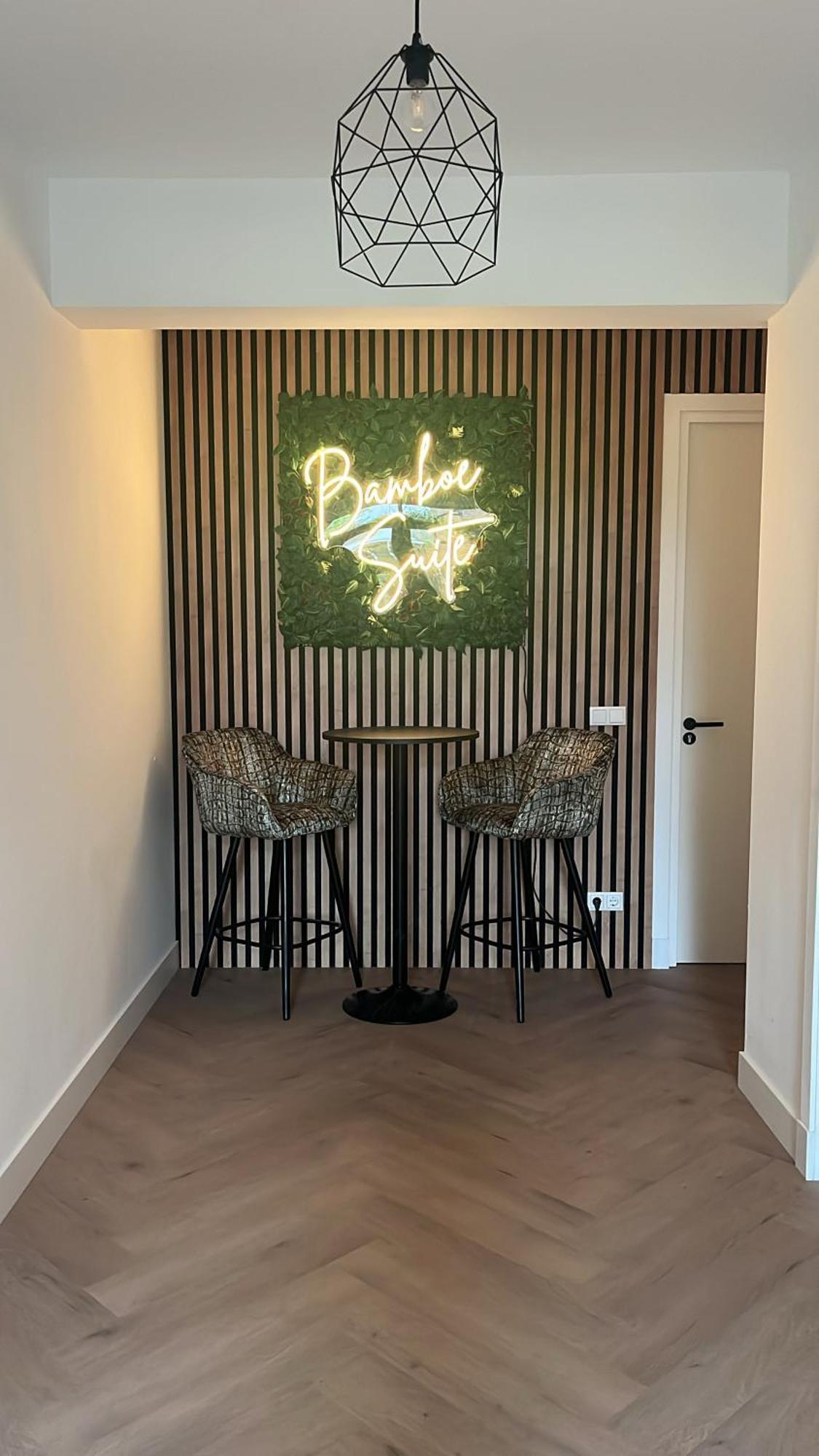 Bamboe Suite Bentveld Met Ligbad En Gratis Parkeren Exterior foto